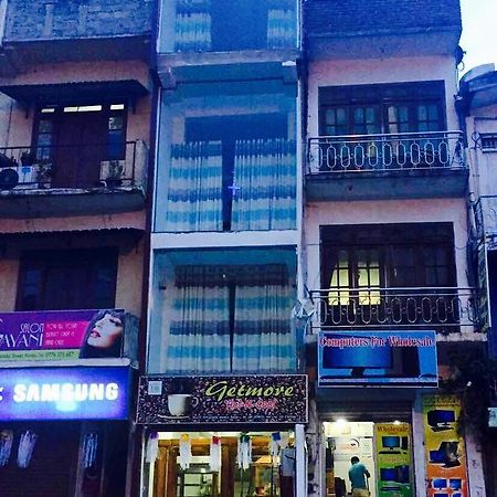 Getmore Bed & Breakfast Kandy Bagian luar foto